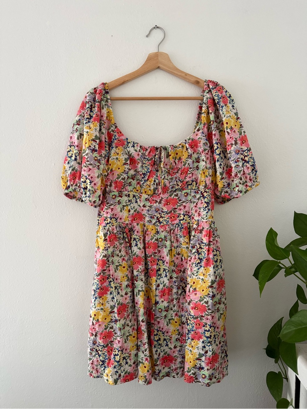 GAP Floral Puff-Sleeve Mini Dress in Pink, Yellow & White